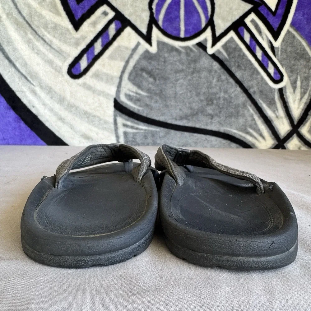 Size 13 - OluKai Hokua Mesh Flip Flops Gray Sandals Men's